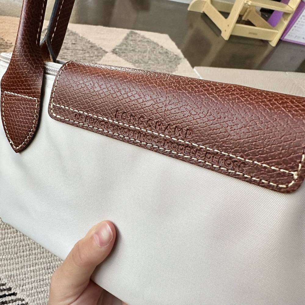 Longchamp Le Pliage Tote - Picture 4 of 14